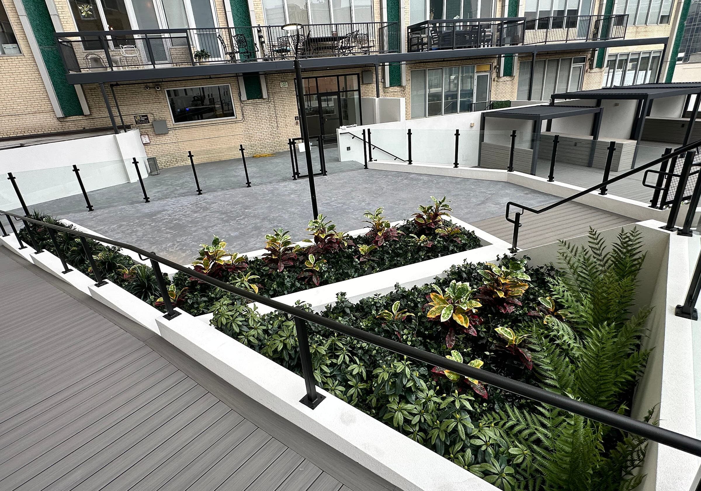 Mosaic Dallas: Rooftop Pool Deck